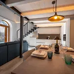 New 2024 - Ancient - Where Classic Style Meets Modern Design And Comforts - Larihome A40 *