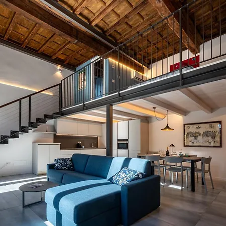 Apartment New 2024 - Ancient - Where Classic Style Meets Modern Design And Comforts - Larihome A40