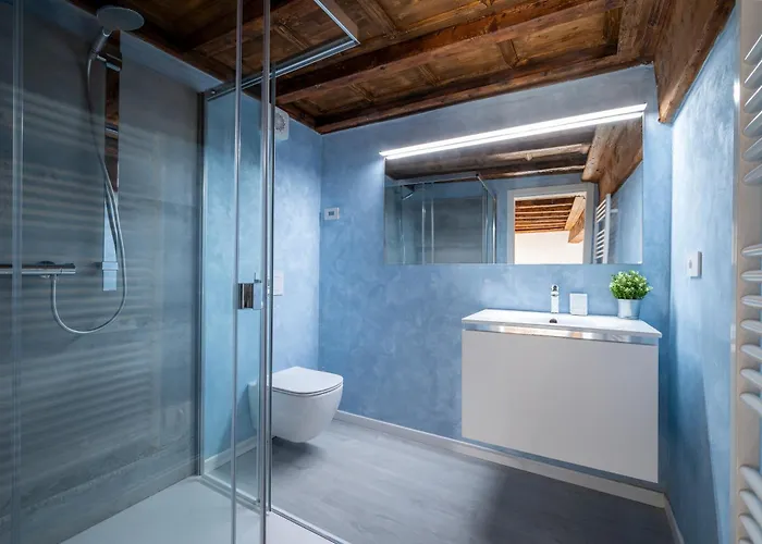 Appartement New 2024 - Ancient - Where Classic Style Meets Modern Design And Comforts - Larihome A40 Gravedona